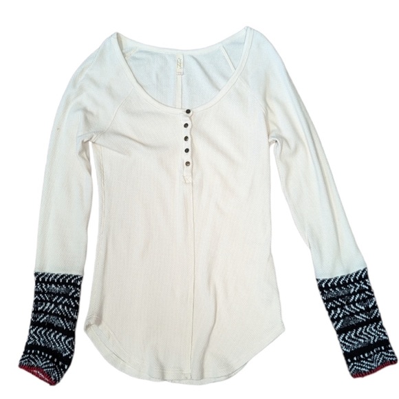 Free People Alpine Cuff Long Sleeve Ivory Thermal Knit Henley Top - Picture 2 of 3